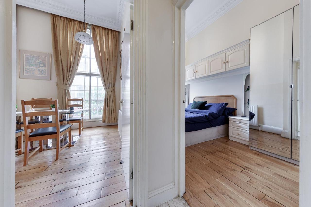 ロンドンFlat In Baker Streetアパートメント エクステリア 写真