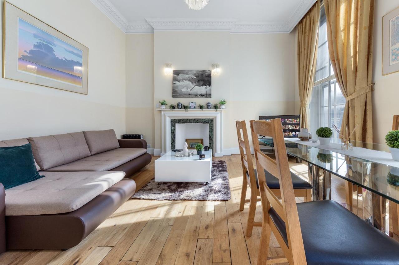 ロンドンFlat In Baker Streetアパートメント エクステリア 写真