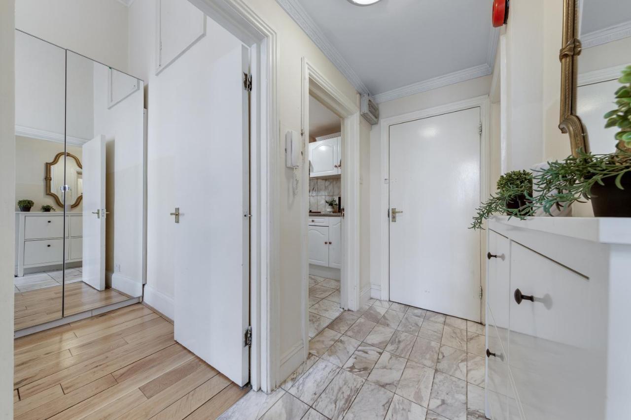 ロンドンFlat In Baker Streetアパートメント エクステリア 写真
